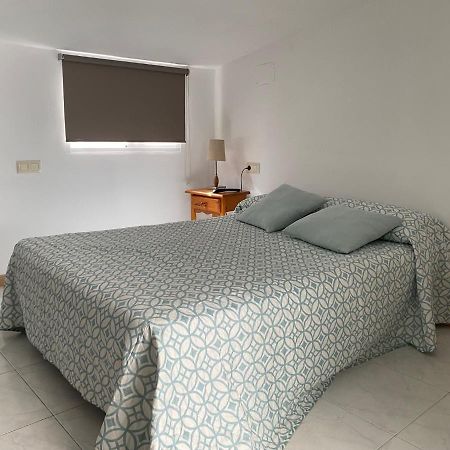 Apartamentos Oliva Caldas De Reis Esterno foto