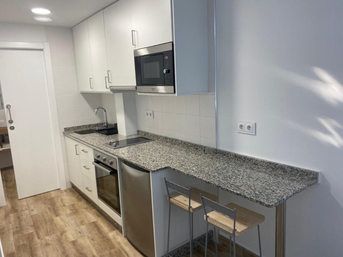 Apartamentos Oliva Caldas De Reis Esterno foto
