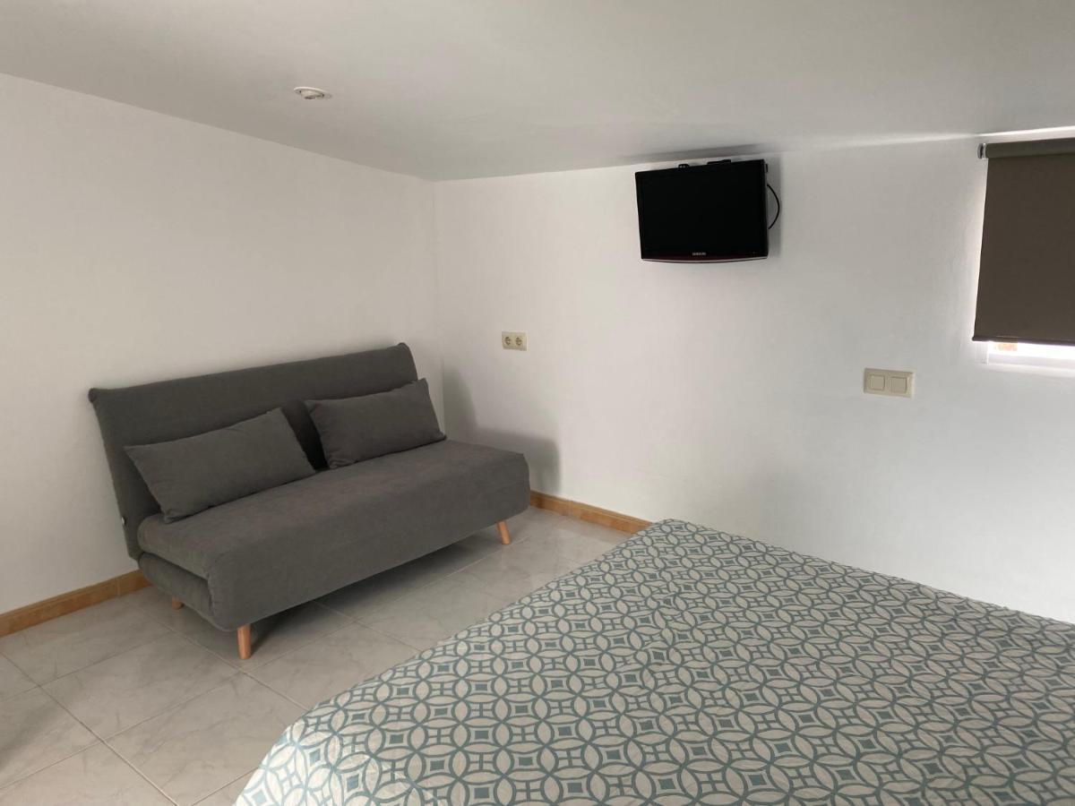 Apartamentos Oliva Caldas De Reis Esterno foto